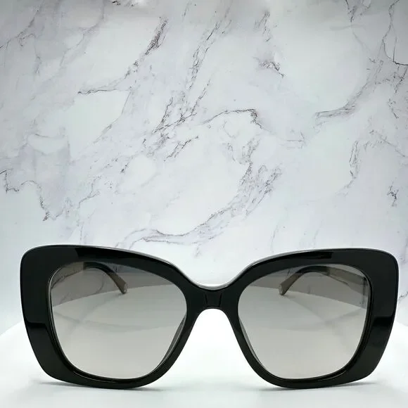 New Chanel Sunglasses - Picture 15 of 16